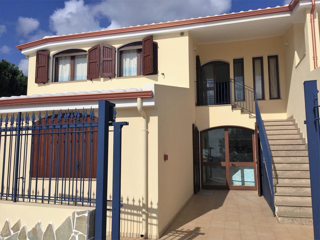 Hotel Villa Del Mare Sinnai Екстер'єр фото